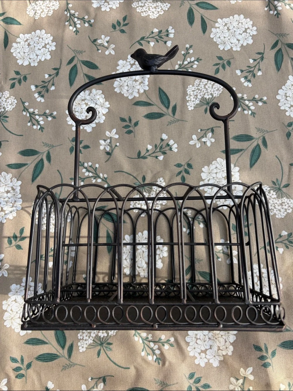 Bird-Top Utensil Caddy